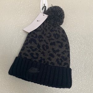 Nike Women’s Leopard Print Beanie